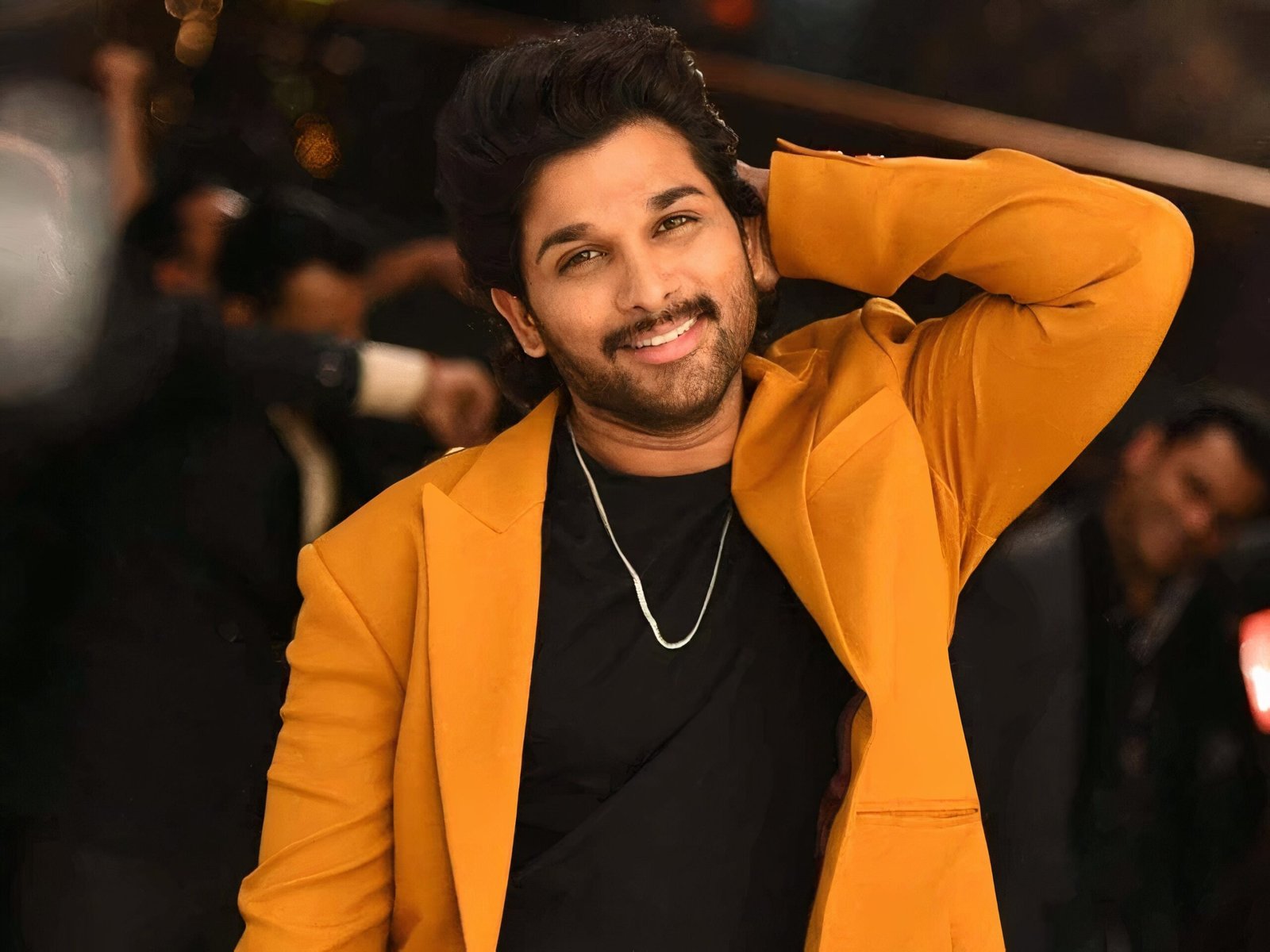 Allu_Arjun_Biography_Age_Early_Life_Career_Movies_Family_Achievements